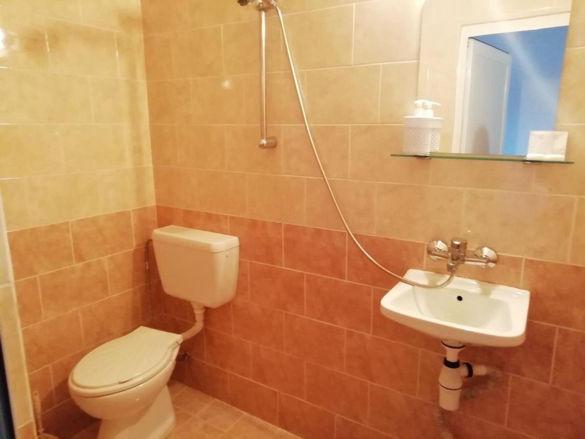Хан Костина - Han Kostina Ribarica Extérieur photo